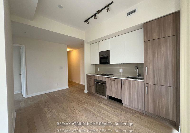 17-dundonald-street-toronto-ontario-c12968602