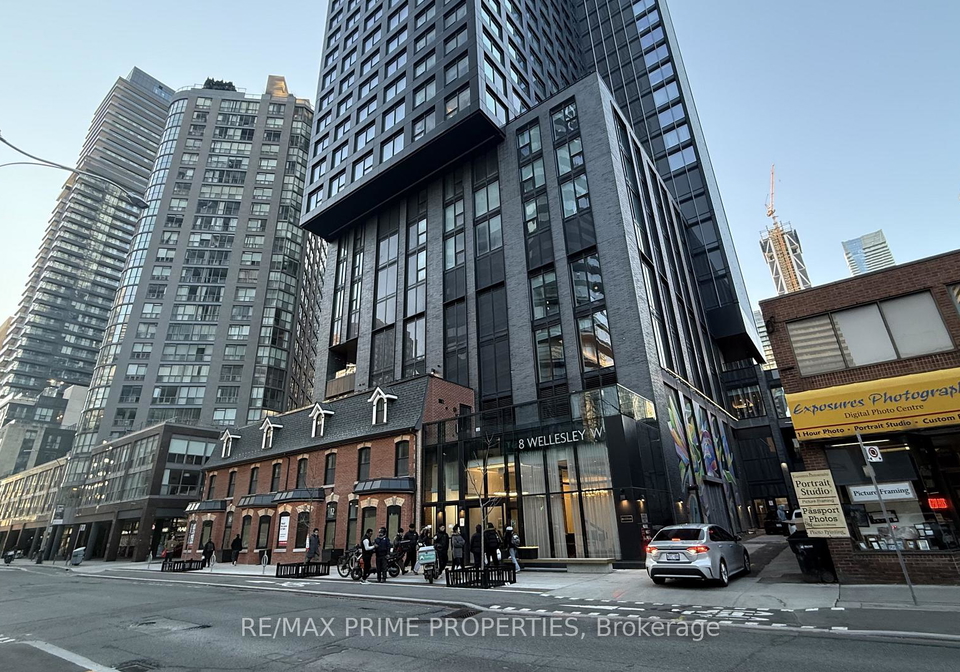8-wellesley-street-w-toronto-ontario-c12968606