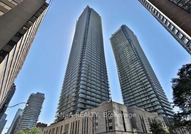1080-bay-street-toronto-ontario-c12968612