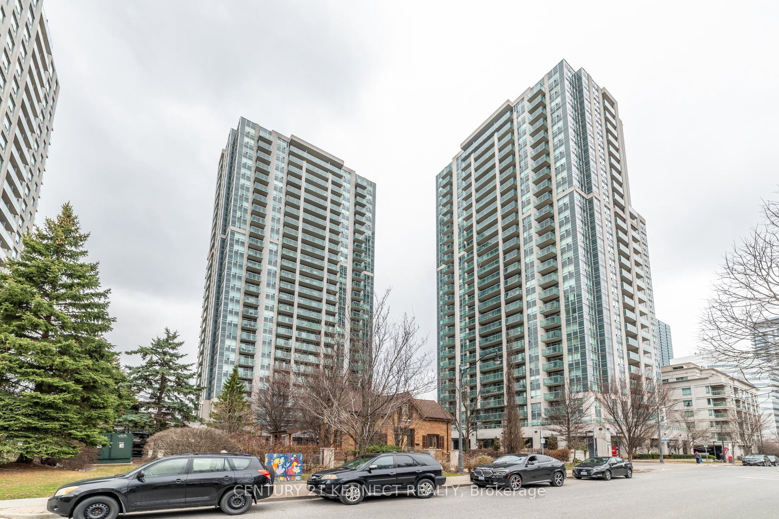 16-harrison-garden-boulevard-north-york-ontario-c12968904