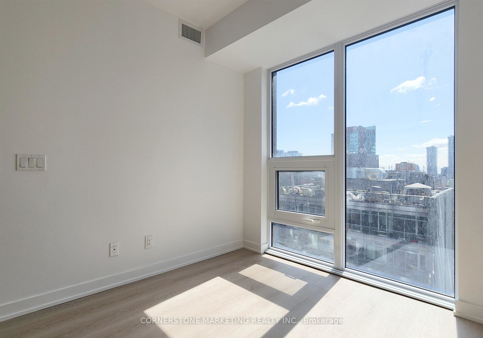 100-queen-street-e-toronto-ontario-c12968994