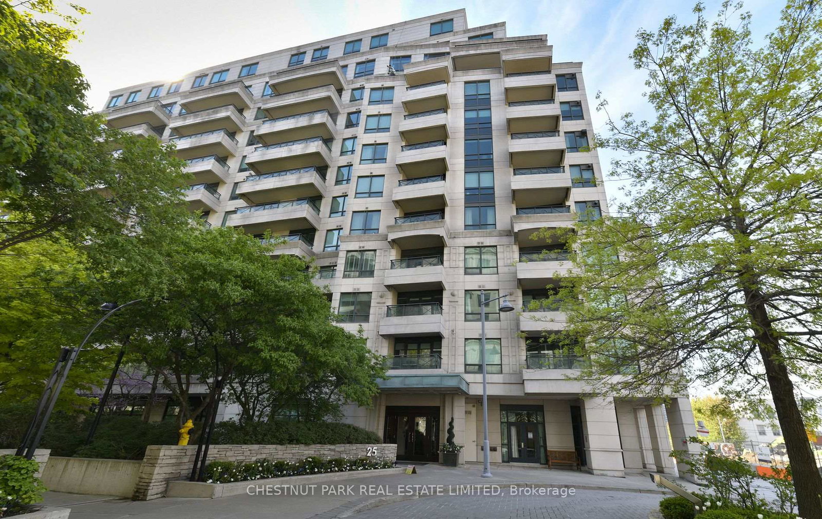 25-scrivener-square-toronto-ontario-c12969062