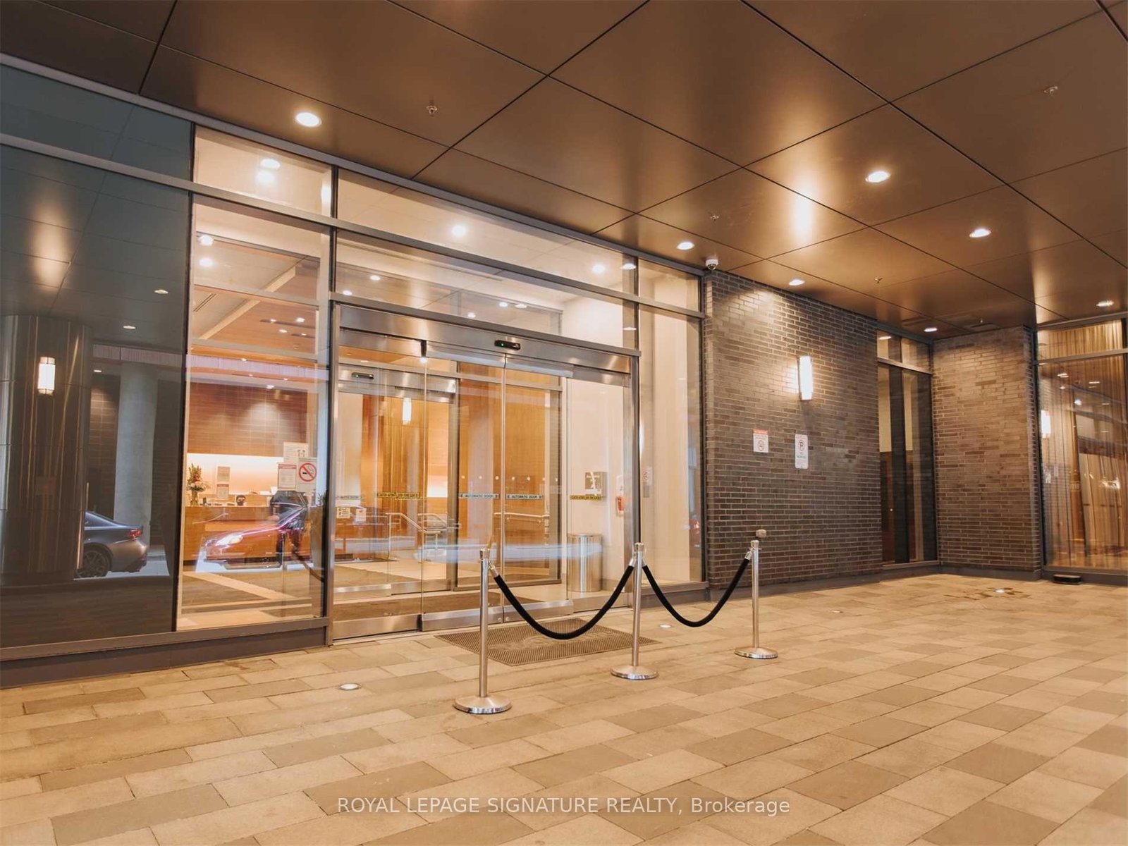 295-adelaide-street-w-toronto-ontario-c12969276