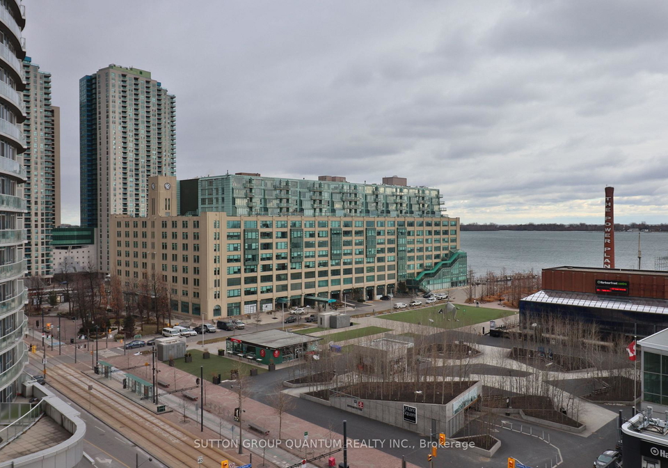 228-queens-quay-w-toronto-ontario-c12969582