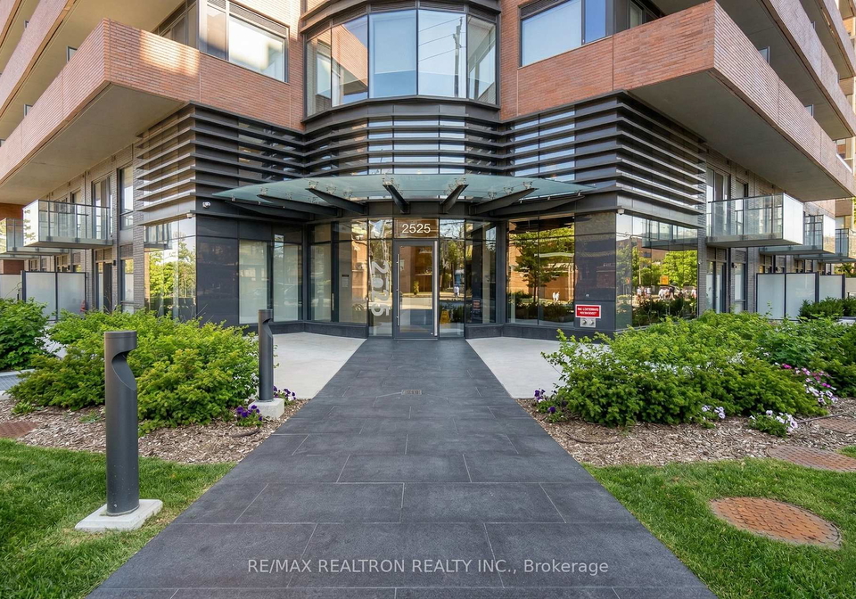 2525-bathurst-street-toronto-ontario-c12969634