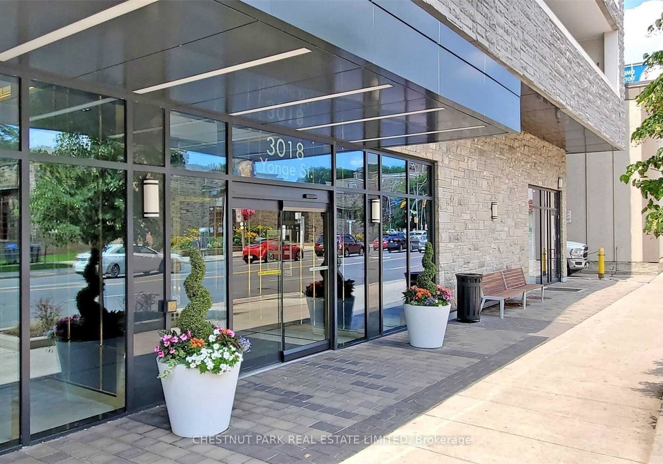3018-yonge-street-toronto-ontario-c12969718