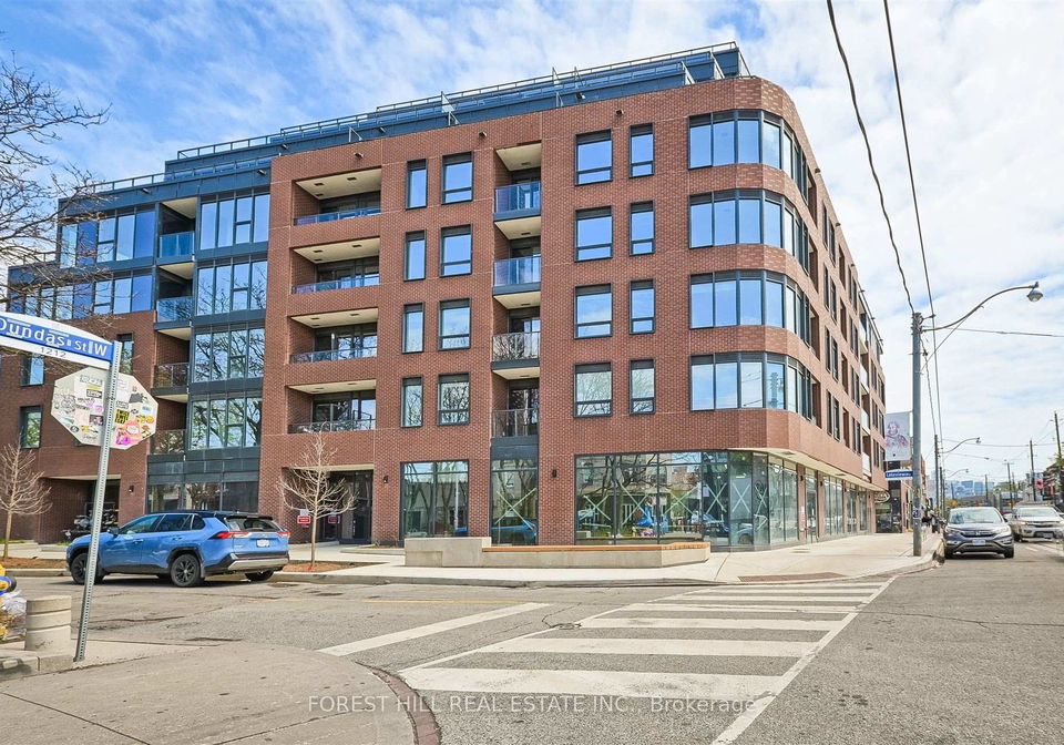 5-lakeview-avenue-toronto-ontario-c12969758