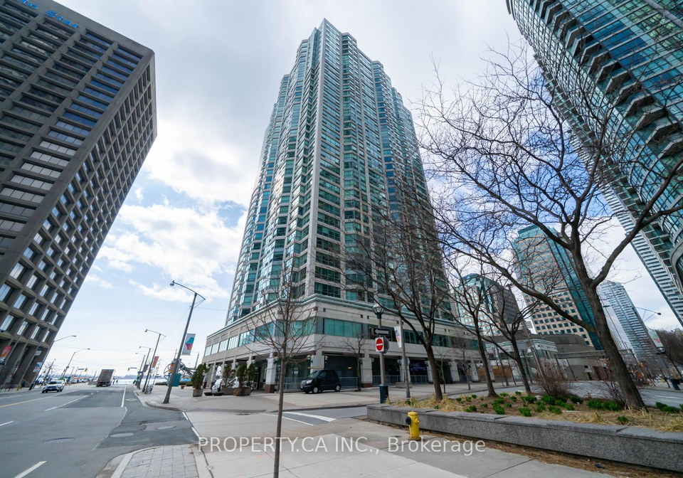 10-yonge-street-toronto-ontario-c12970160