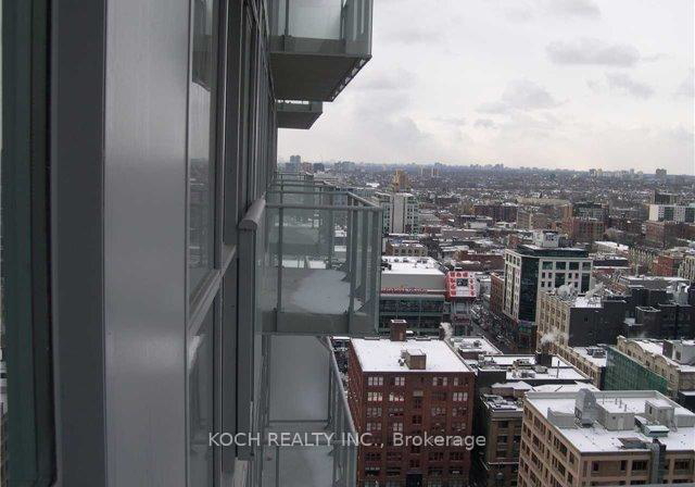 126-simcoe-street-toronto-ontario-c12970190