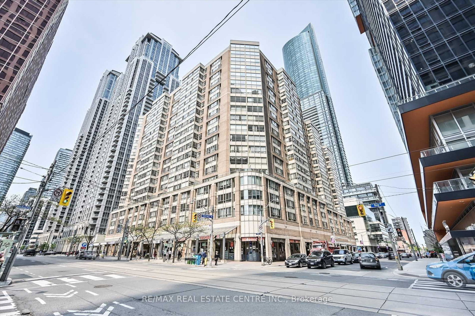 711-bay-street-toronto-ontario-c12970234