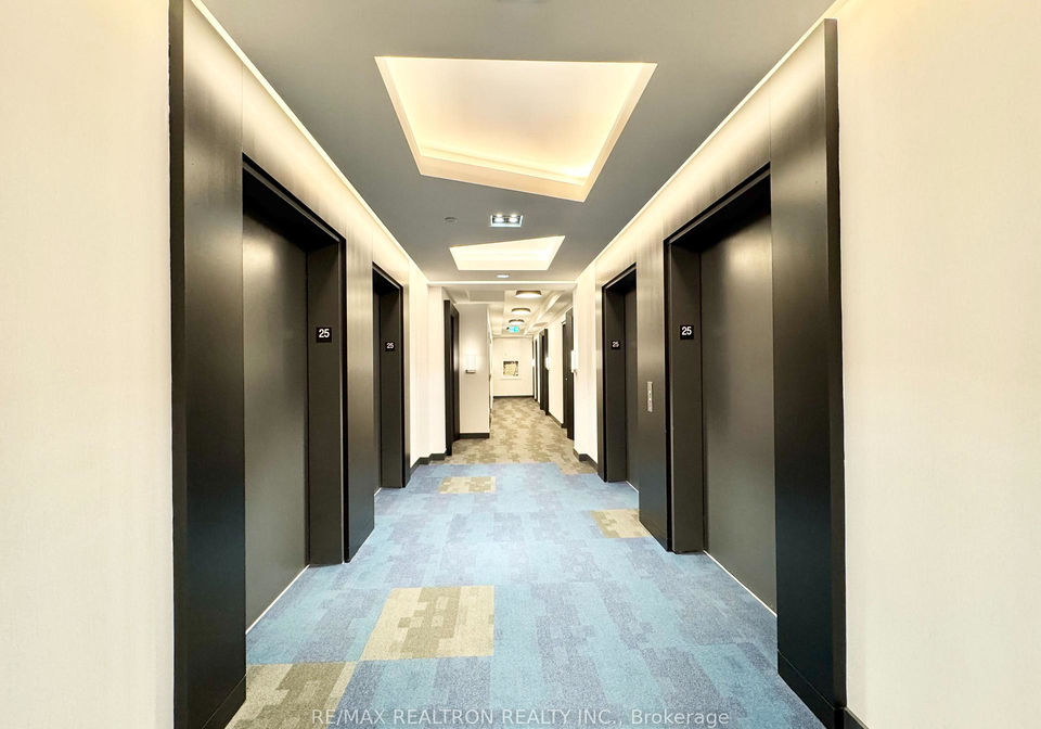 135-lower-sherbourne-street-toronto-ontario-c12970458