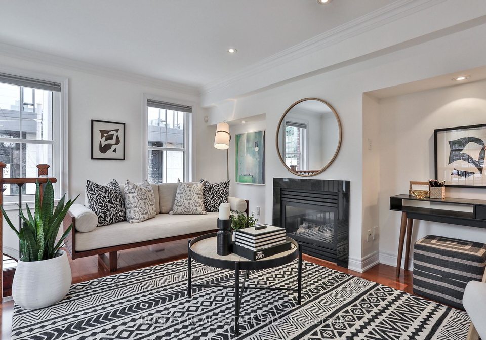 188-mccaul-street-toronto-ontario-c12970612