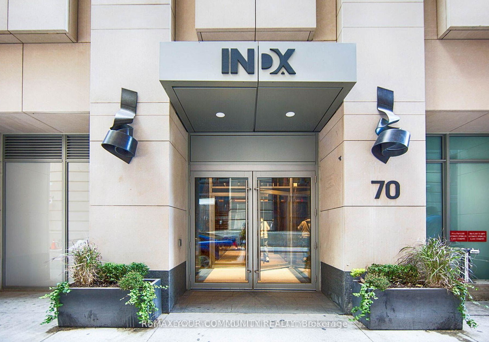 70-temperance-street-toronto-ontario-c12971094
