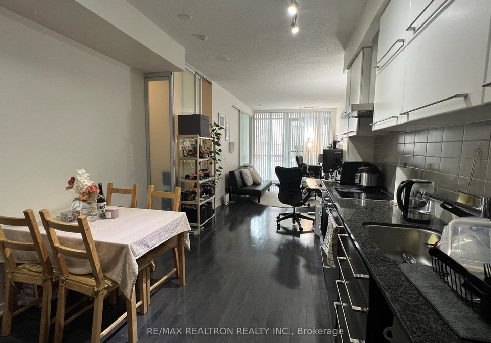 770-bay-street-toronto-ontario-c12971176
