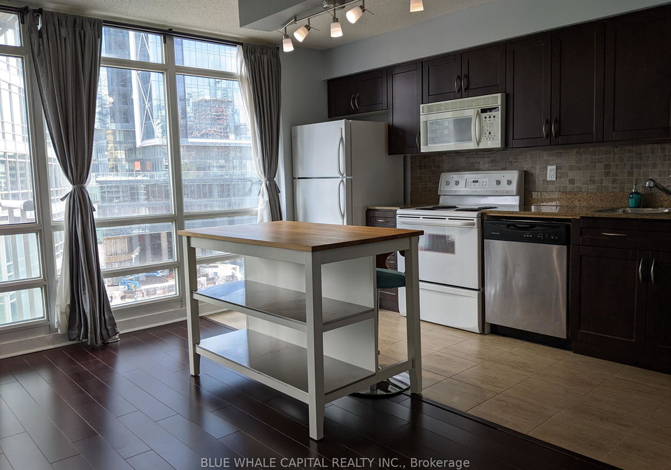 381-front-street-w-toronto-ontario-c12971226