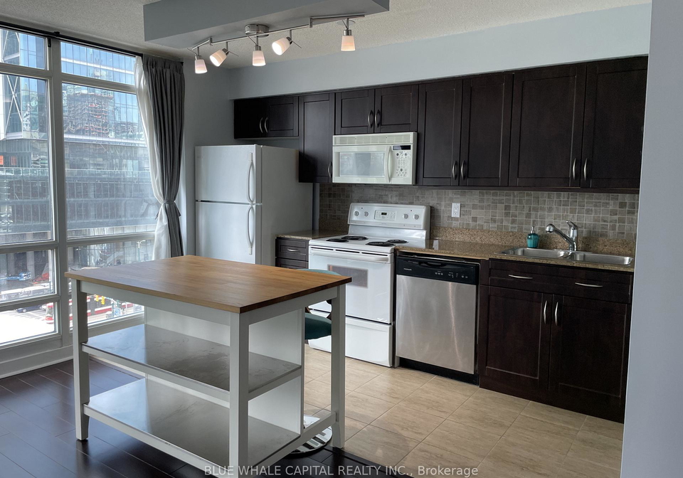 381-front-street-w-toronto-ontario-c12971226