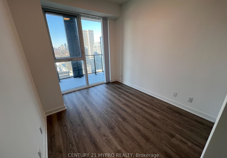 180-front-street-e-toronto-ontario-c12971278