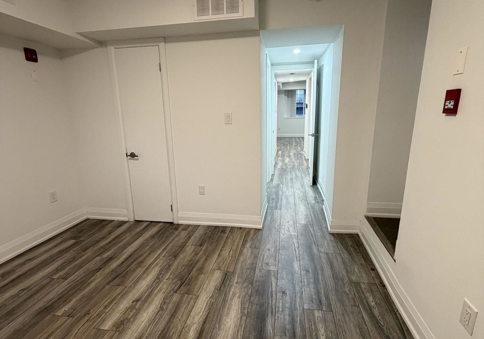 215-jarvis-street-toronto-ontario-c12971380