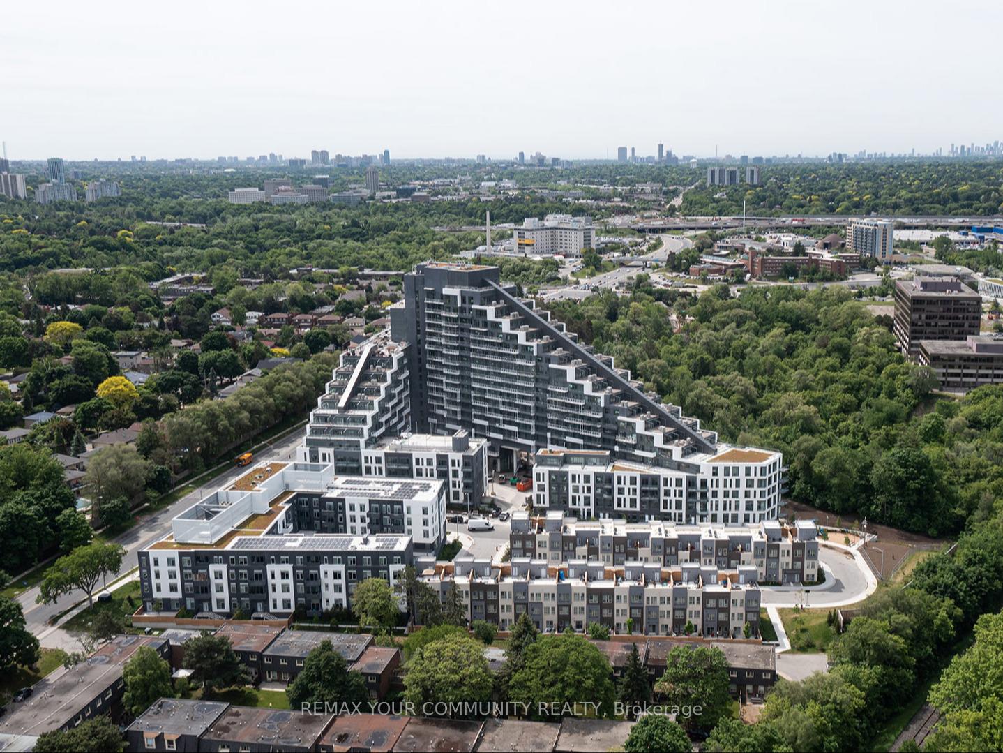 25-adra-grado-way-north-york-ontario-c12971424
