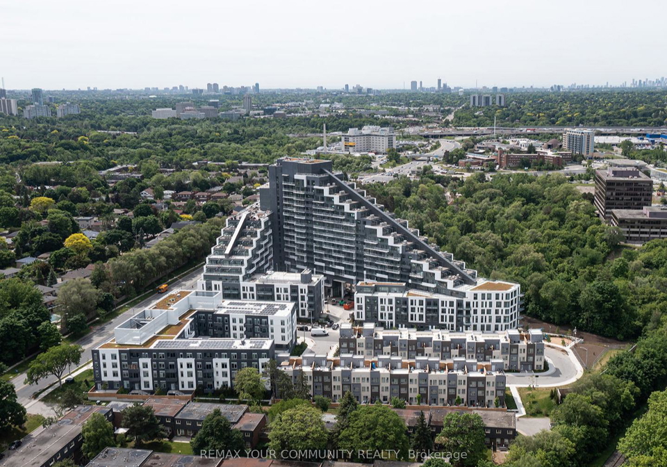 25-adra-grado-way-north-york-ontario-c12971424