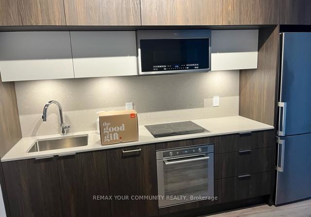 25-adra-grado-way-north-york-ontario-c12971424
