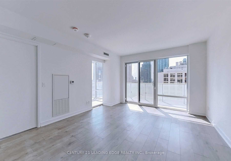 501-yonge-street-toronto-ontario-c12971516