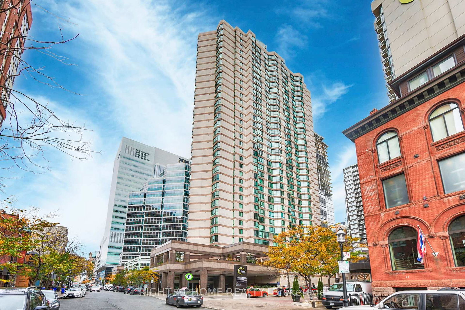38-elm-street-toronto-ontario-c12971652