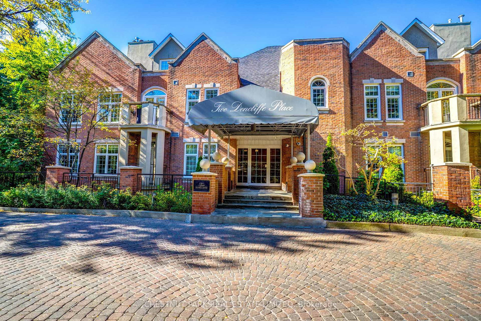 2-doncliffe-place-north-york-ontario-c12971934