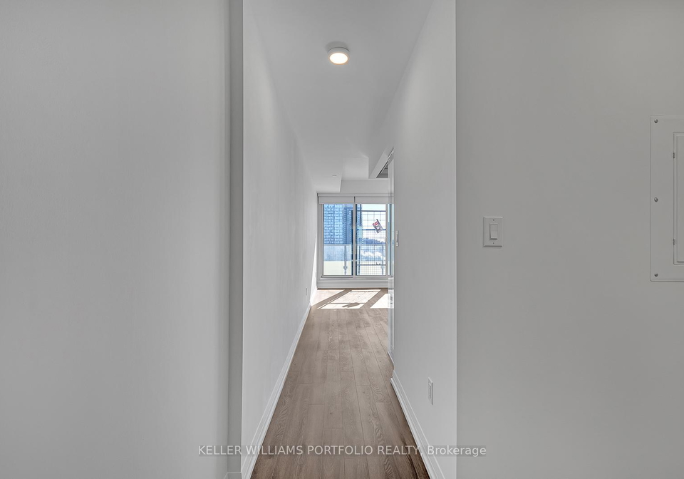 75-canterbury-place-toronto-ontario-c12972112