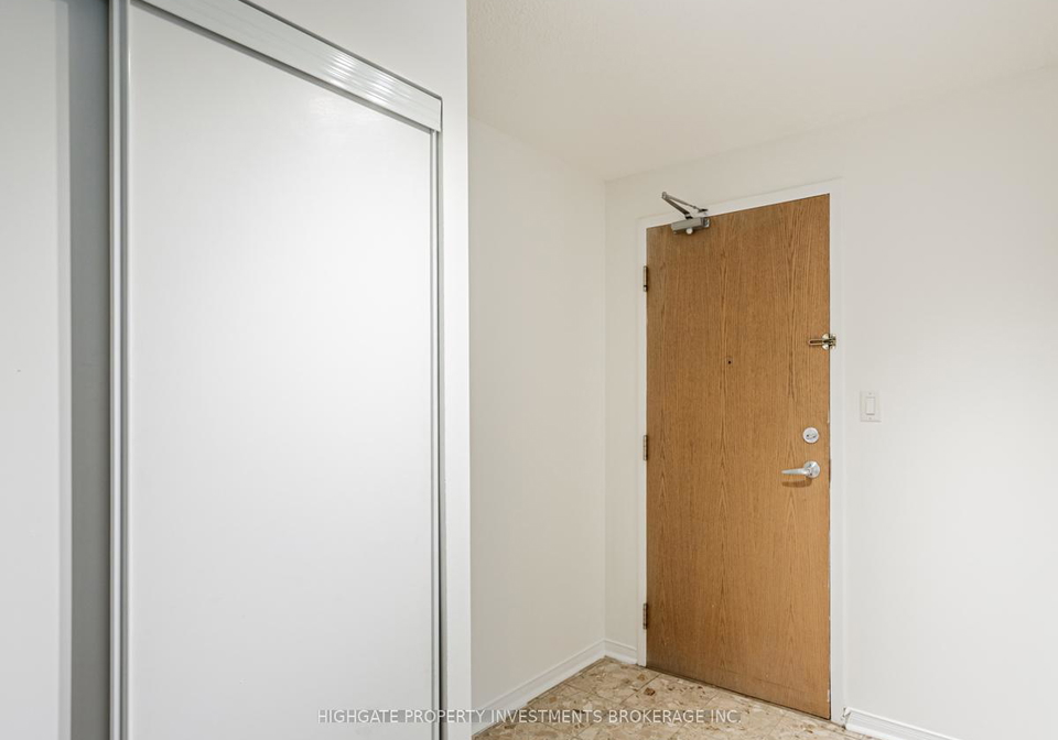 233-beecroft-road-toronto-ontario-c12972400