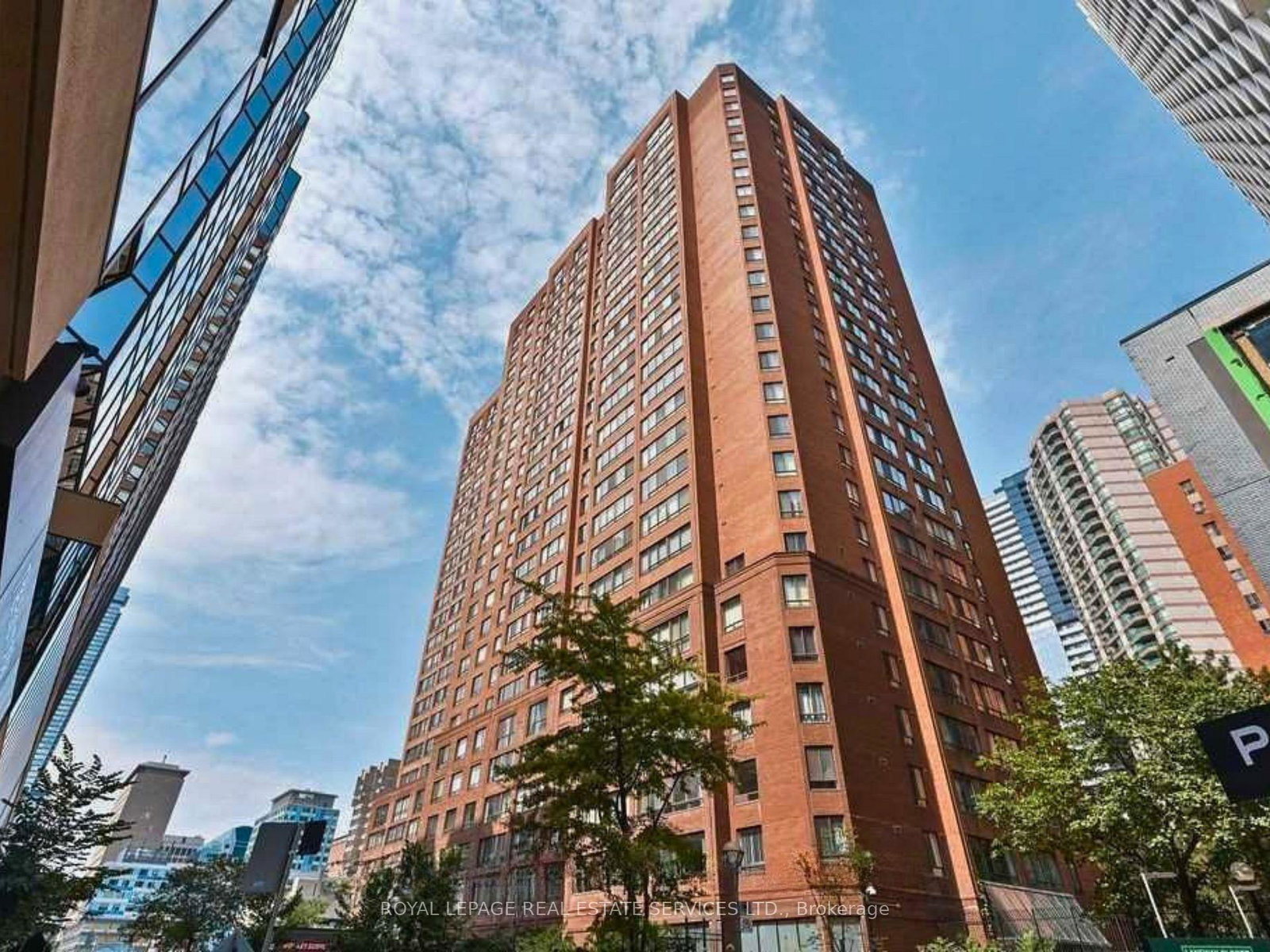 633-bay-street-toronto-ontario-c12972432