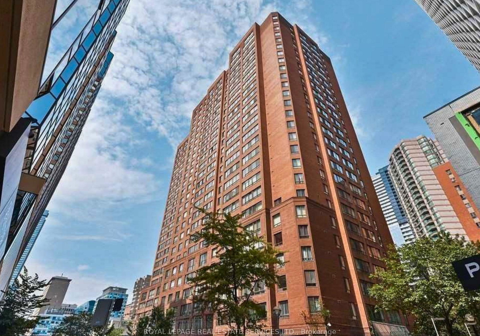 633-bay-street-toronto-ontario-c12972432