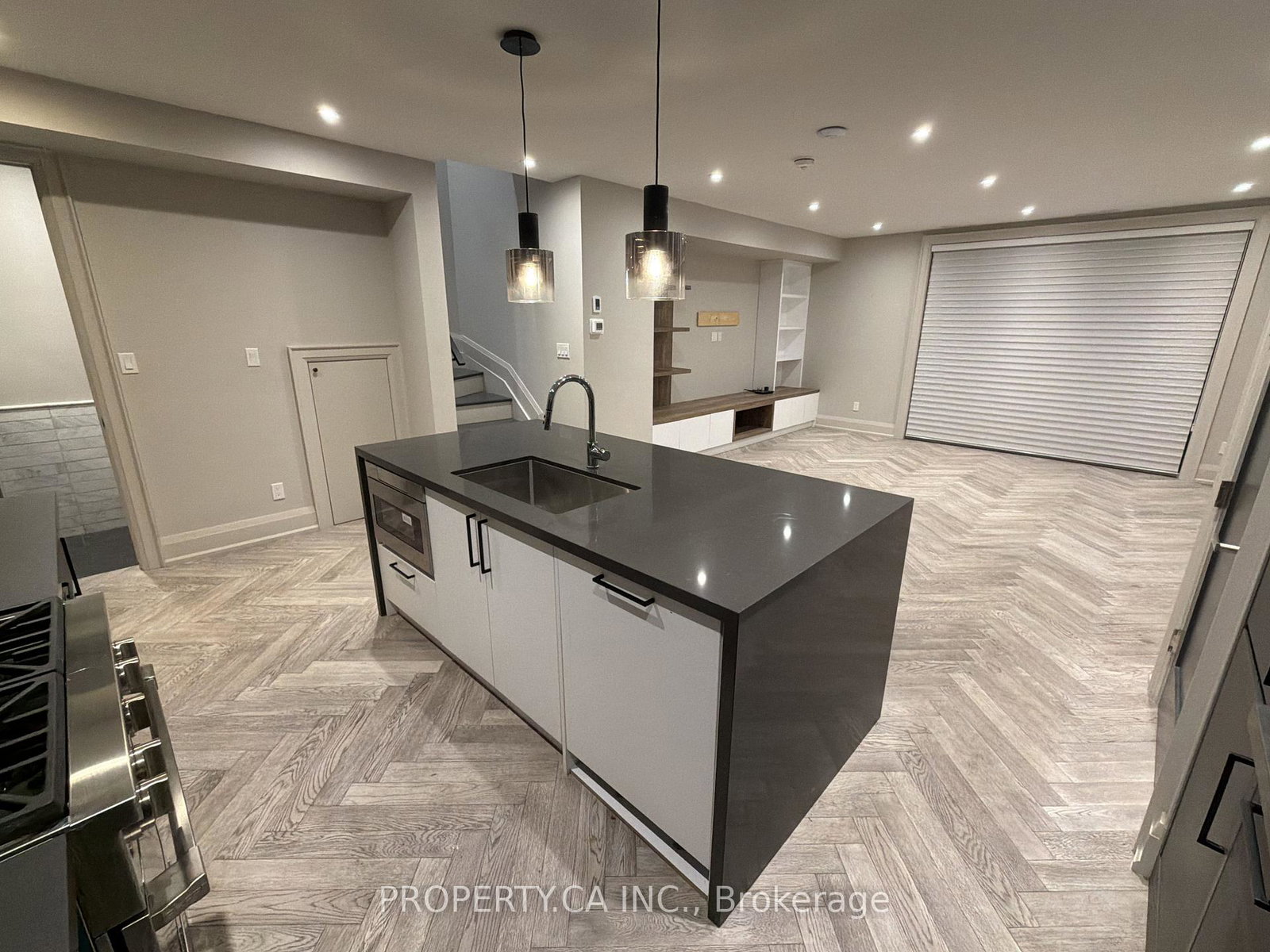 47-madison-avenue-toronto-ontario-c12972454