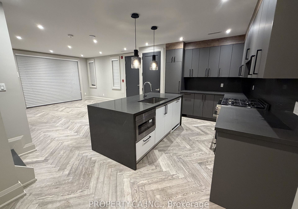 47-madison-avenue-toronto-ontario-c12972454