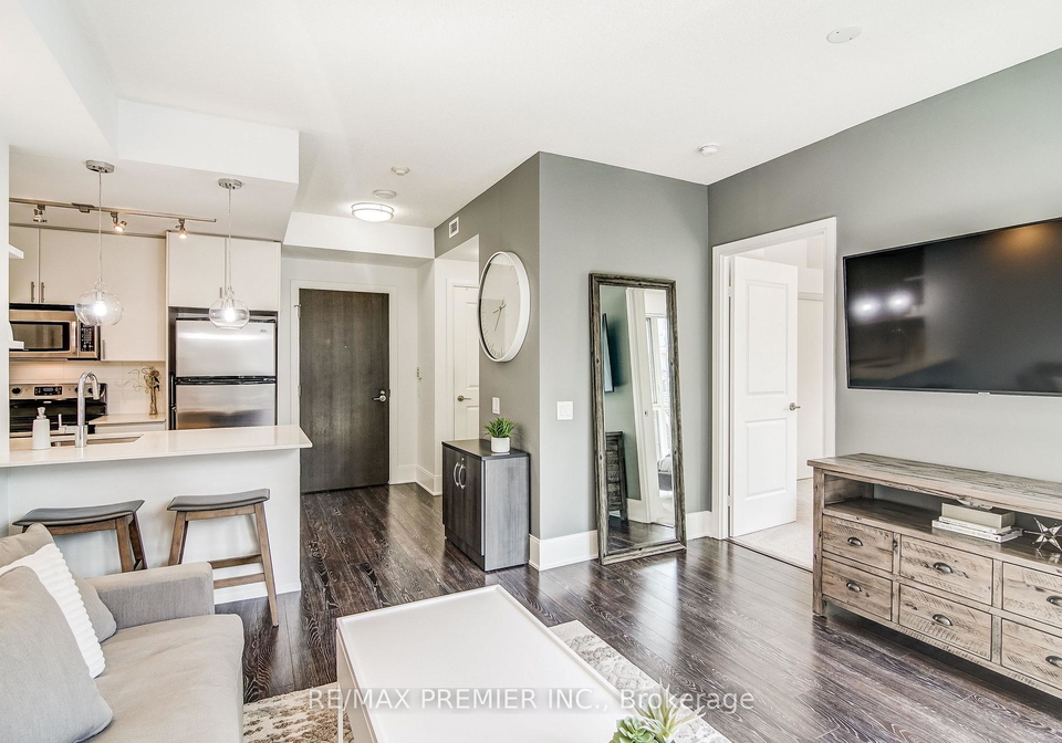 560-front-street-w-toronto-ontario-c12972686