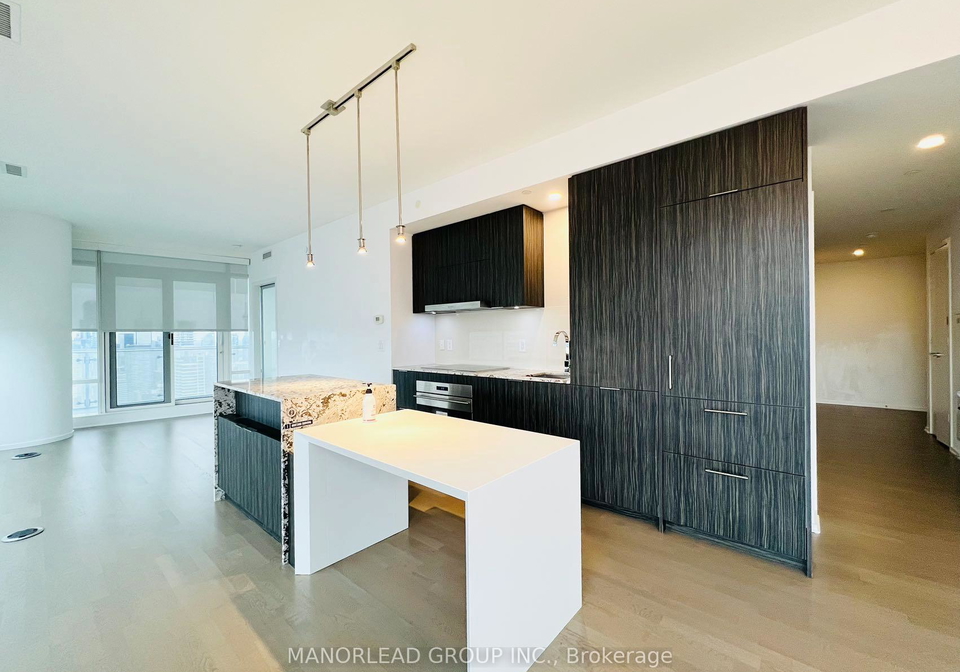 1-bloor-street-e-toronto-ontario-c12972706