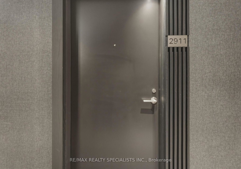 110-broadway-avenue-toronto-ontario-c12972770