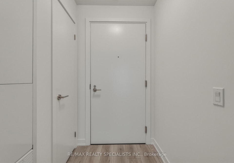 110-broadway-avenue-toronto-ontario-c12972770