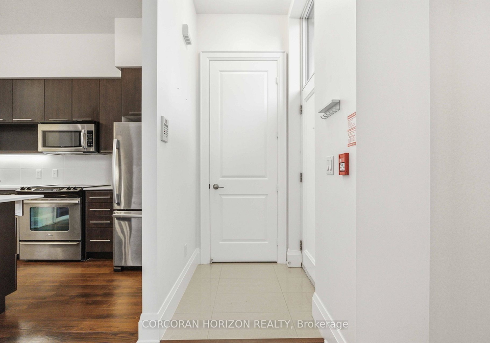 100-harrison-garden-boulevard-north-york-ontario-c12972940