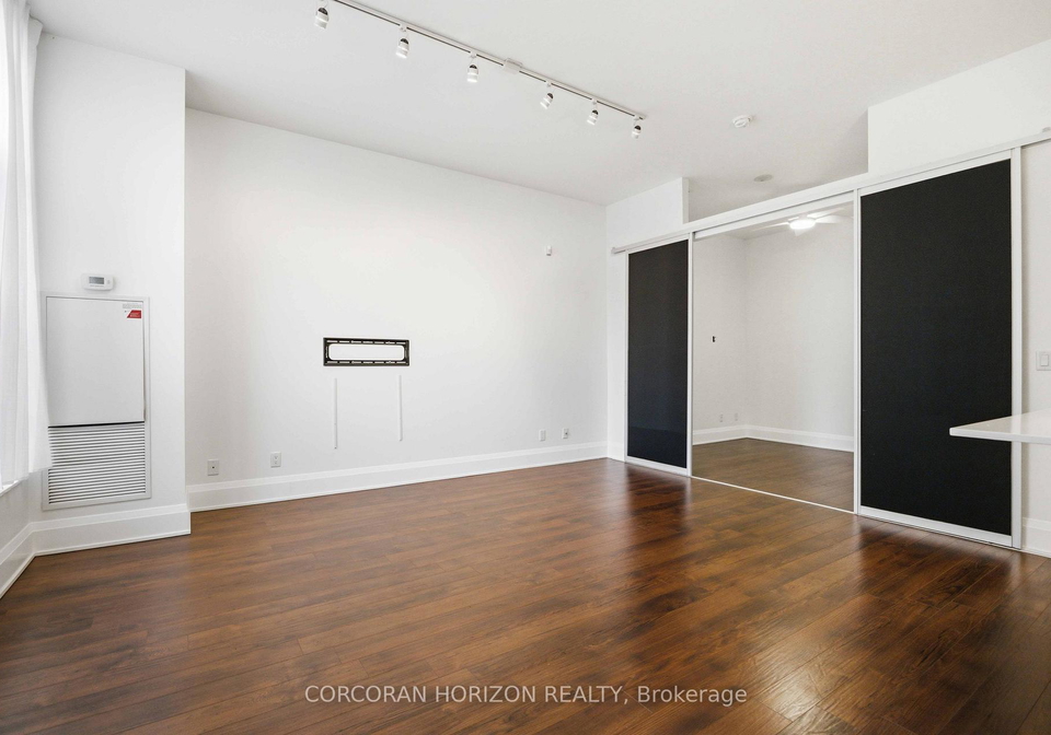 100-harrison-garden-boulevard-north-york-ontario-c12972940