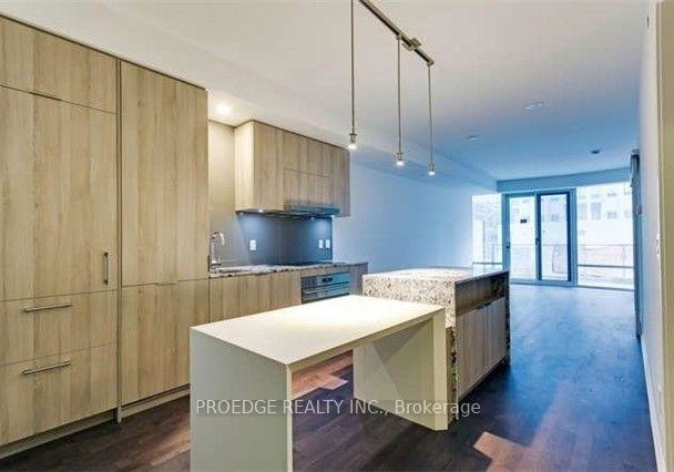 1-bloor-street-e-toronto-ontario-c12973014