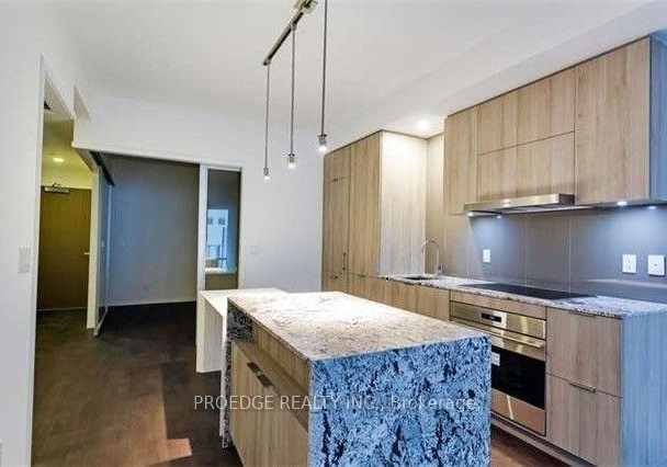 1-bloor-street-e-toronto-ontario-c12973014