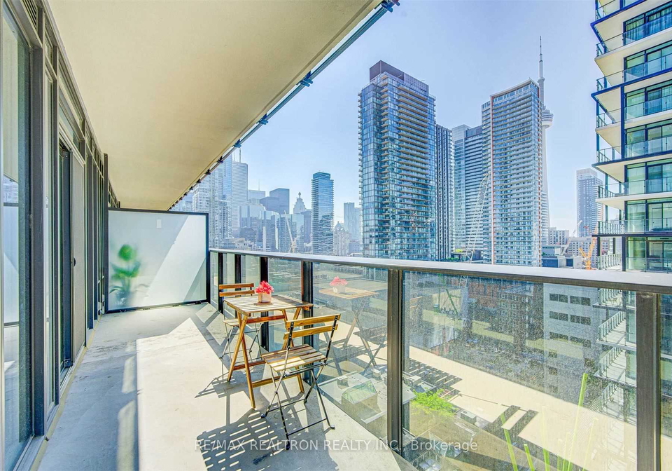 300-richmond-street-w-toronto-ontario-c12973352