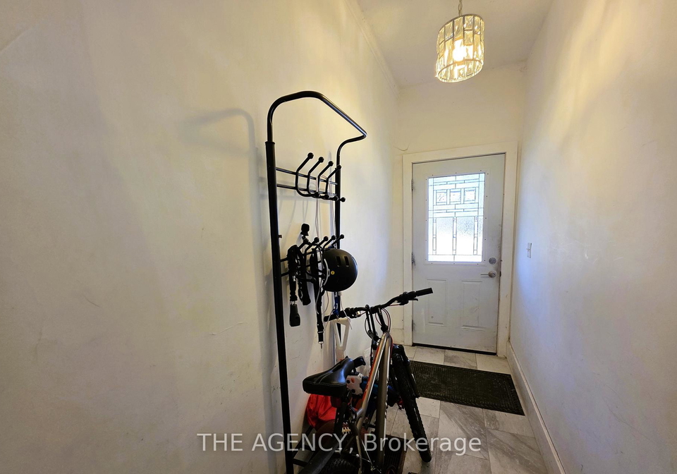 174-delaware-avenue-toronto-ontario-c12973394