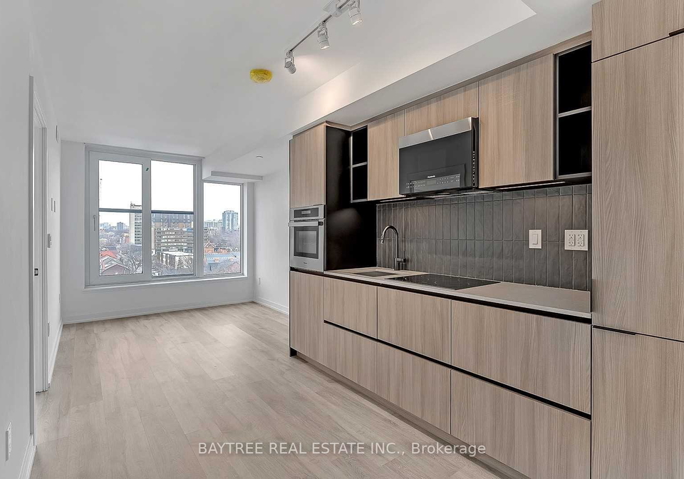 2-augusta-avenue-toronto-ontario-c12973766