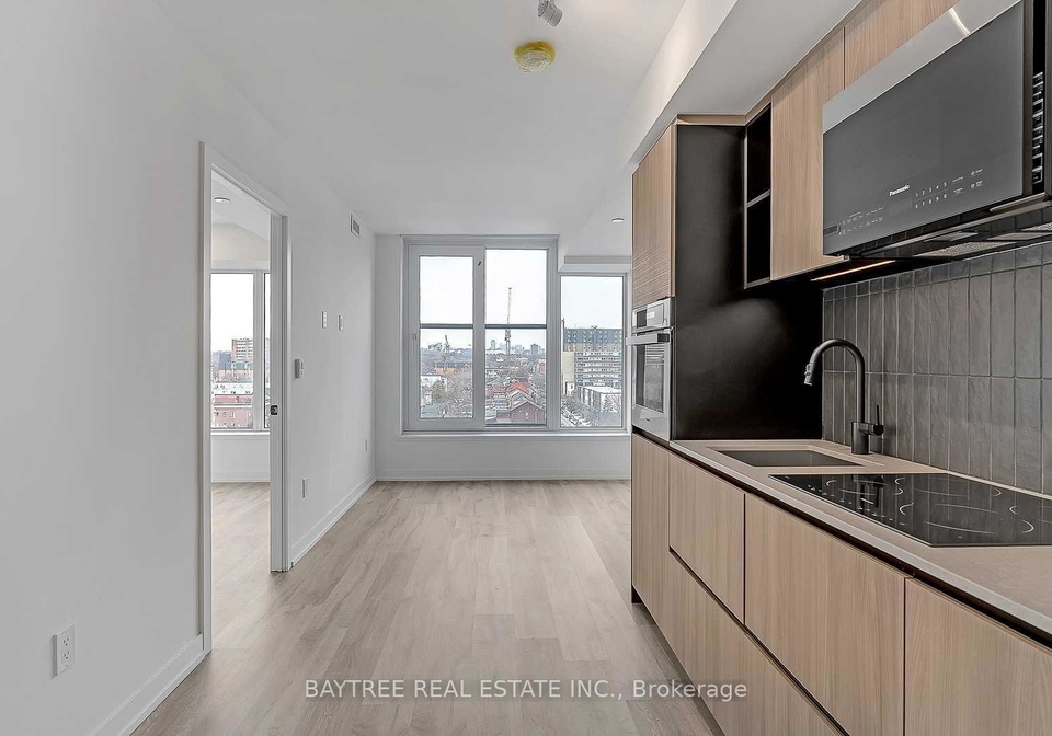 2-augusta-avenue-toronto-ontario-c12973766