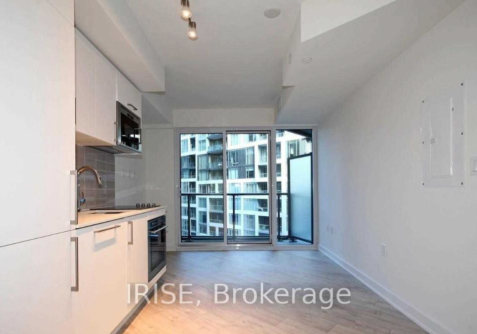27-bathurst-street-toronto-ontario-c12973832