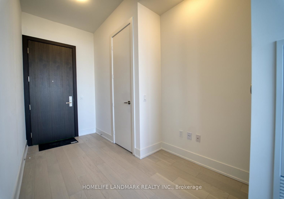 1-yorkville-avenue-toronto-ontario-c12973902
