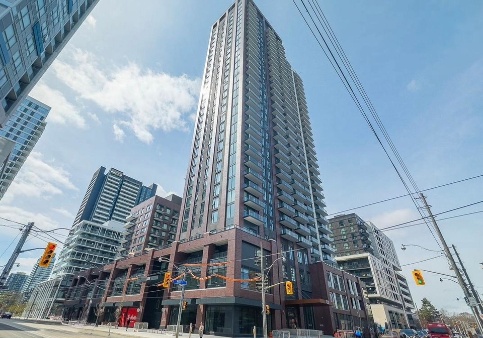 130-river-street-toronto-ontario-c12973936