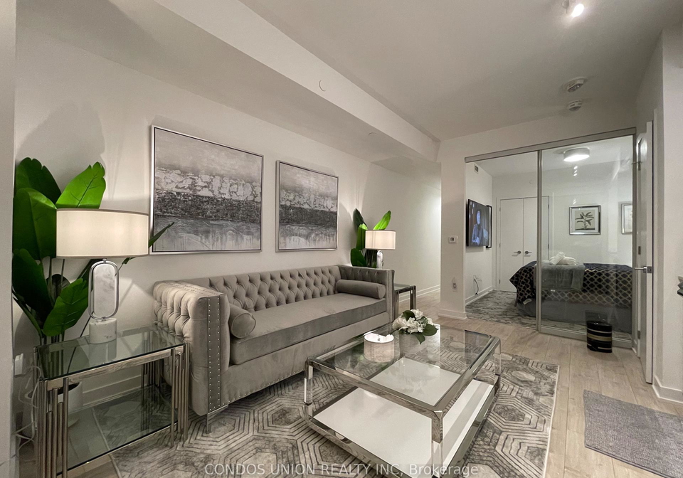 357-e-king-street-w-toronto-ontario-c12973972